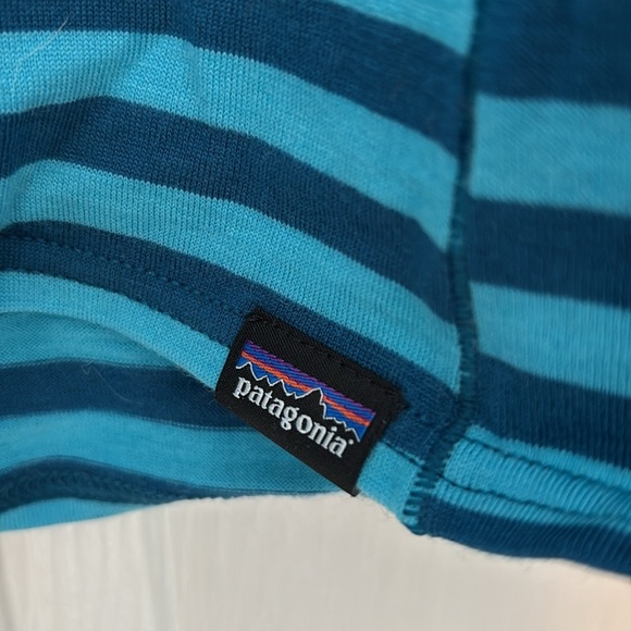 Patagonia 1/4 zip top - Picture 2 of 6